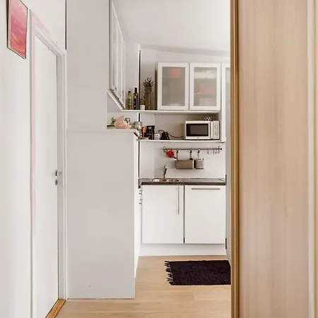 Holiday home Dinbnb I 400m To Stortinget And Metro I Private Roof Terrace