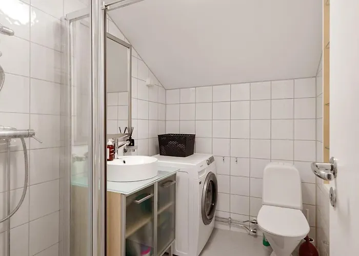 Ferienhaus Dinbnb I 400m To Stortinget And Metro I Private Roof Terrace Oslo